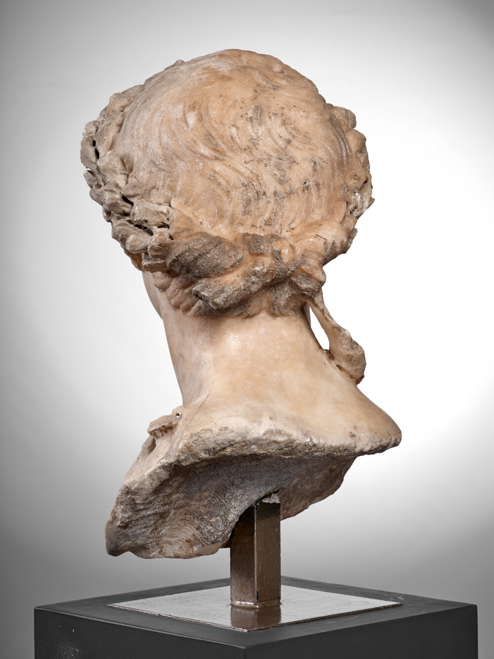 Buste d’Auguste couronné de chêne